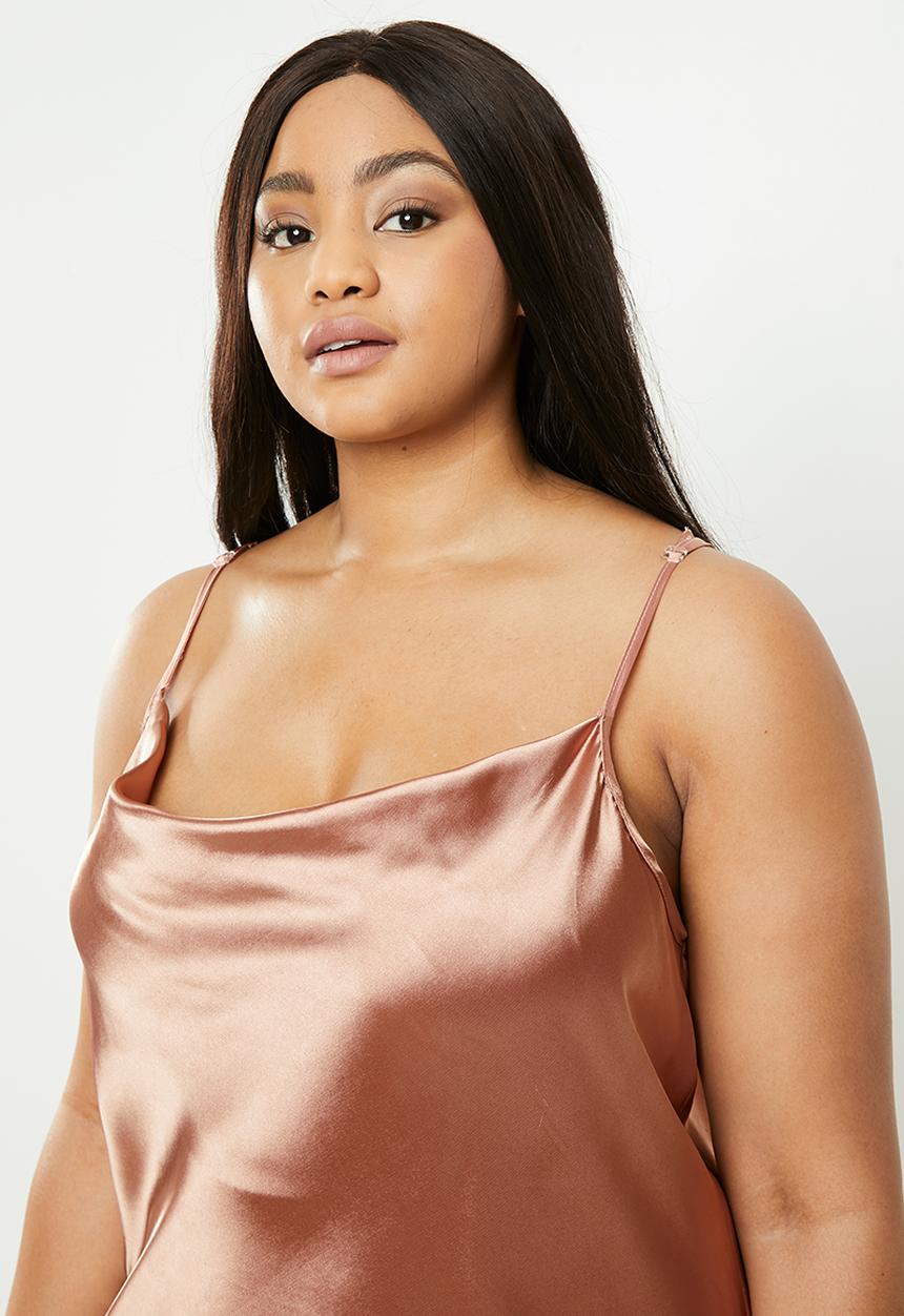 Superbalist - Plus nightie - rose gold champagne