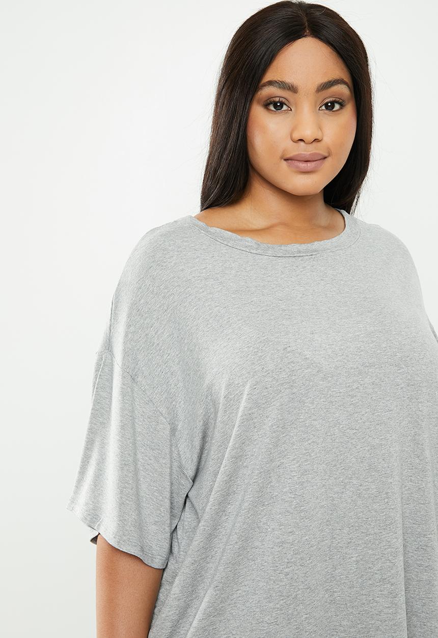 Superbalist - Plus sleep tee & shorts set - grey