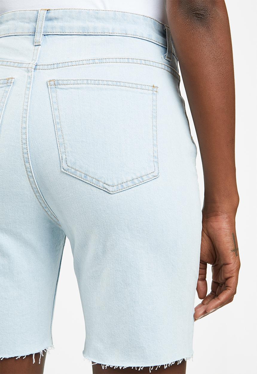 Cotton On - Maternity bermuda shorts - blue