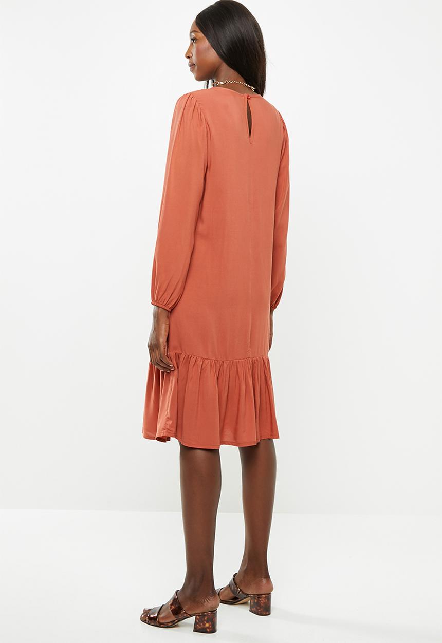 Superbalist - Maternity Tier midi dress - rust