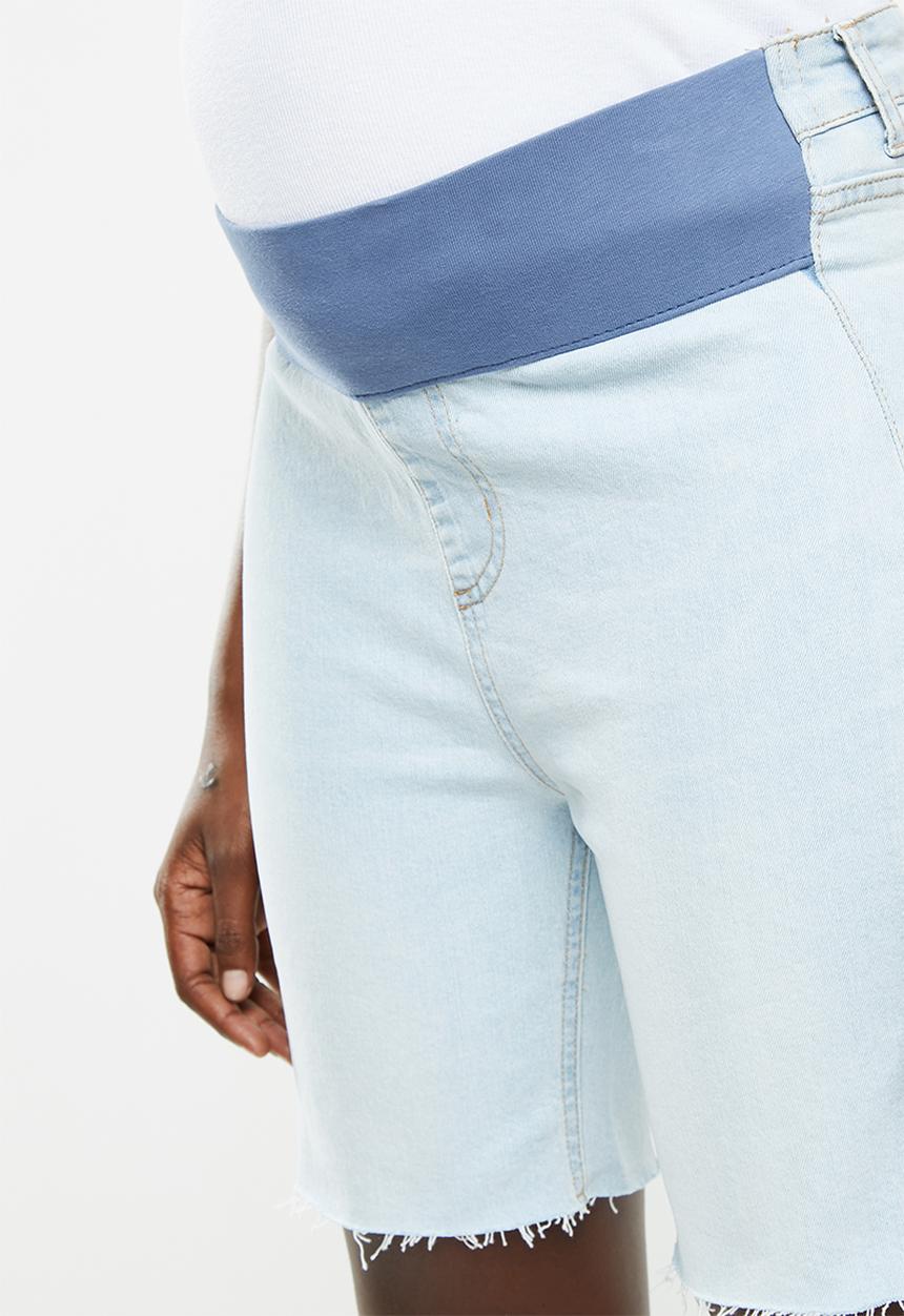 Cotton On - Maternity bermuda shorts - blue