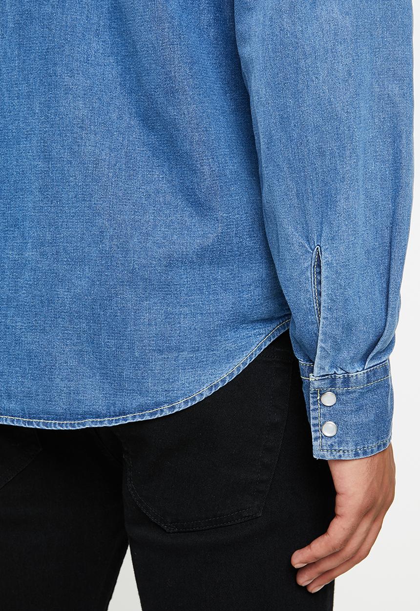Levi’s® - Classic western denim shirt - blue