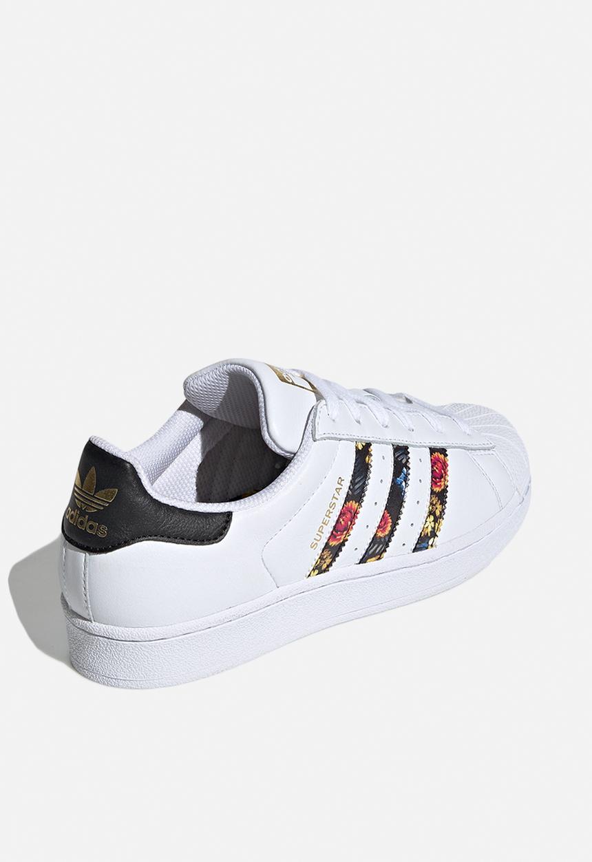 adidas Originals - Superstar - white / gold metallic