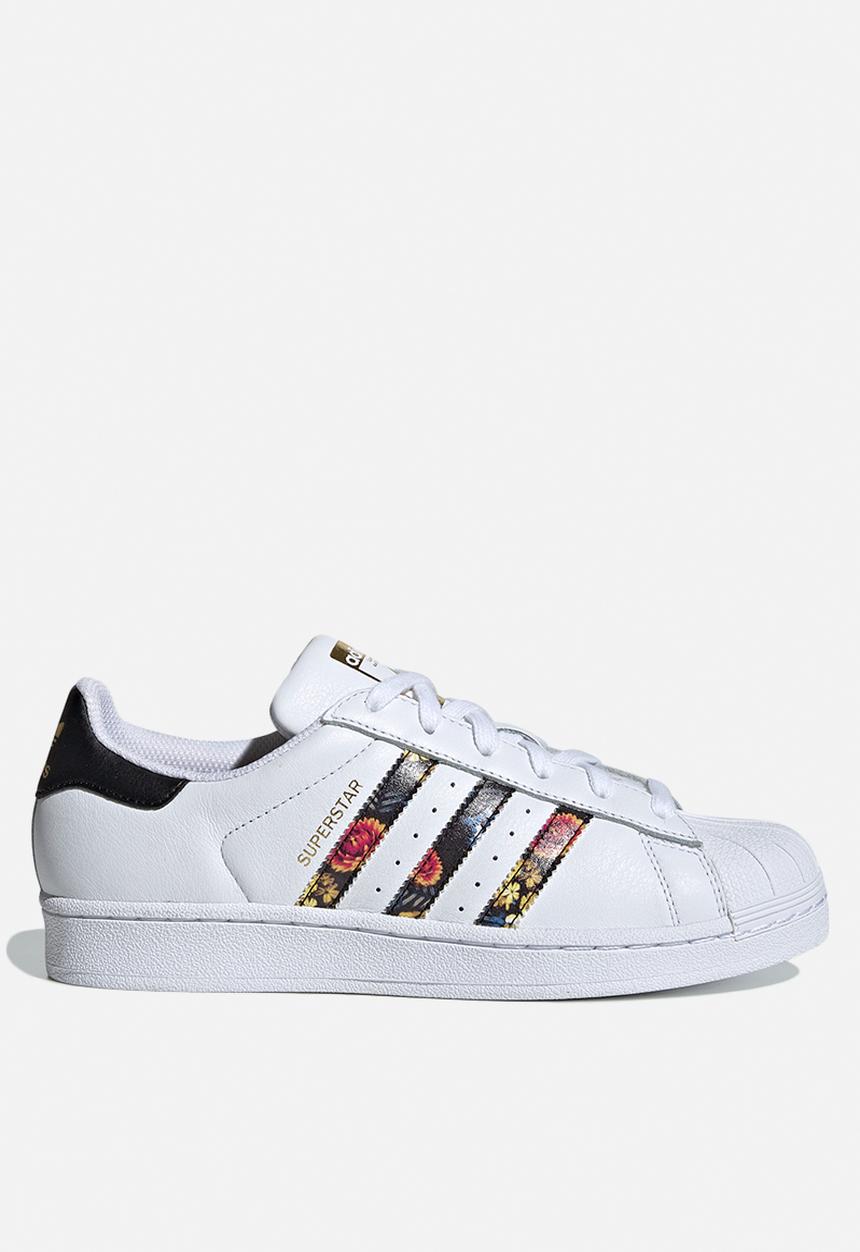 adidas Originals - Superstar - white / gold metallic