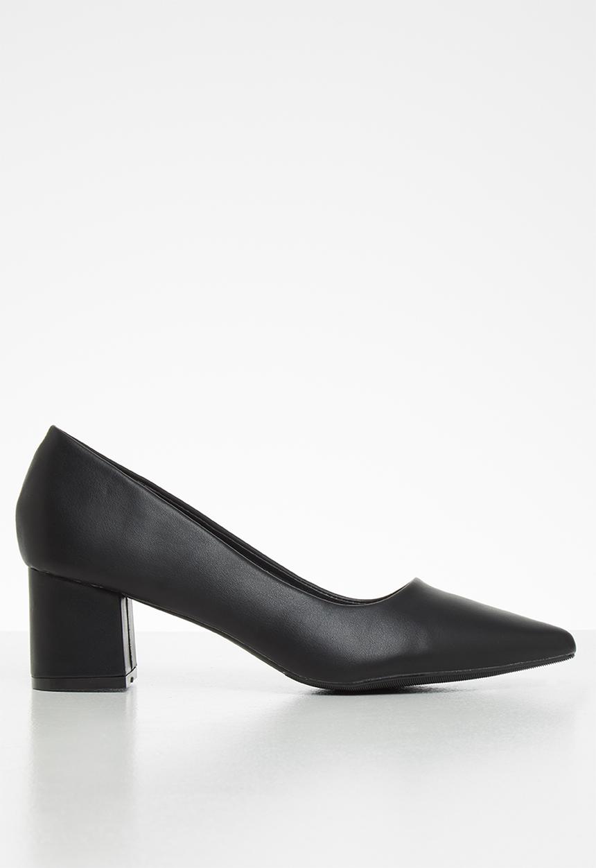 Butterfly Feet - Royalty court - black