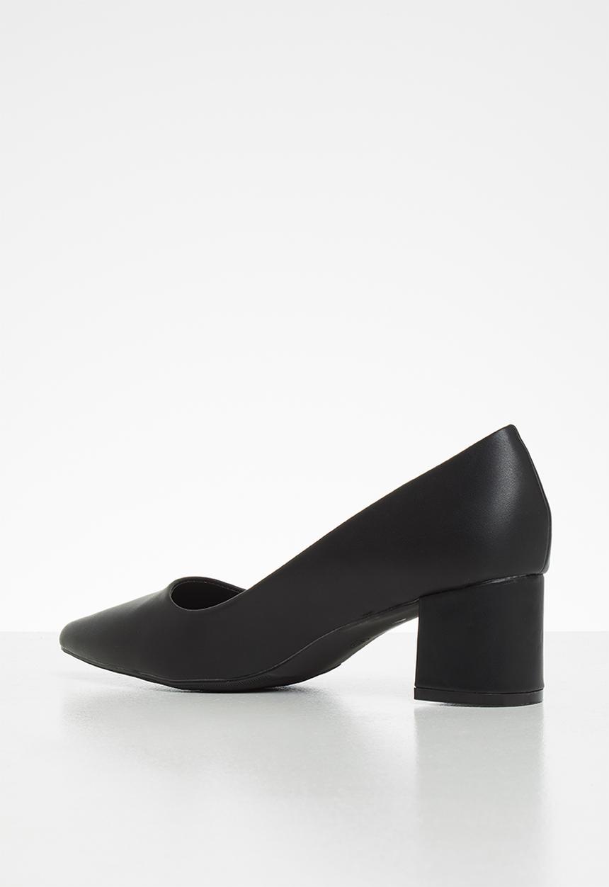 Butterfly Feet - Royalty court - black