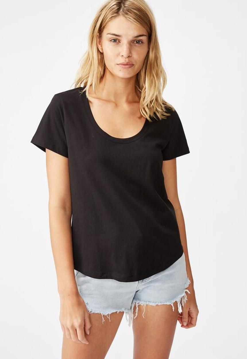 Cotton On - The one scoop tee - black