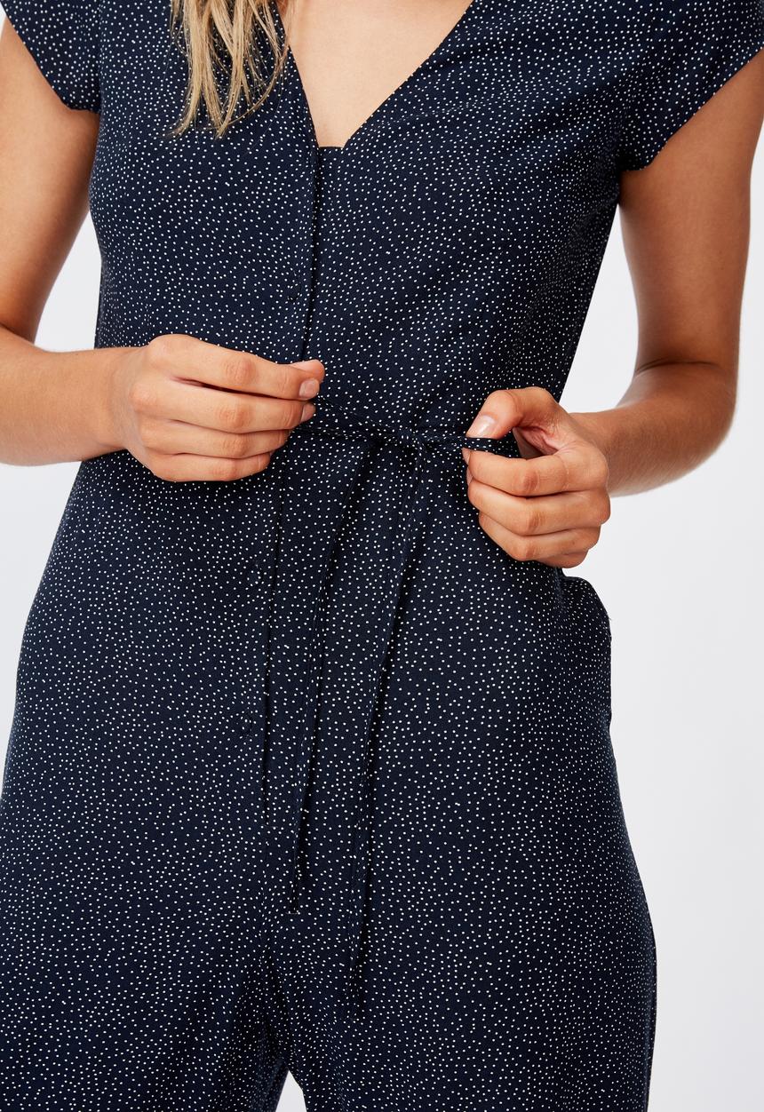Cotton On - Woven Maggie short sleeve jumpsuit rosie spot - navy & white 