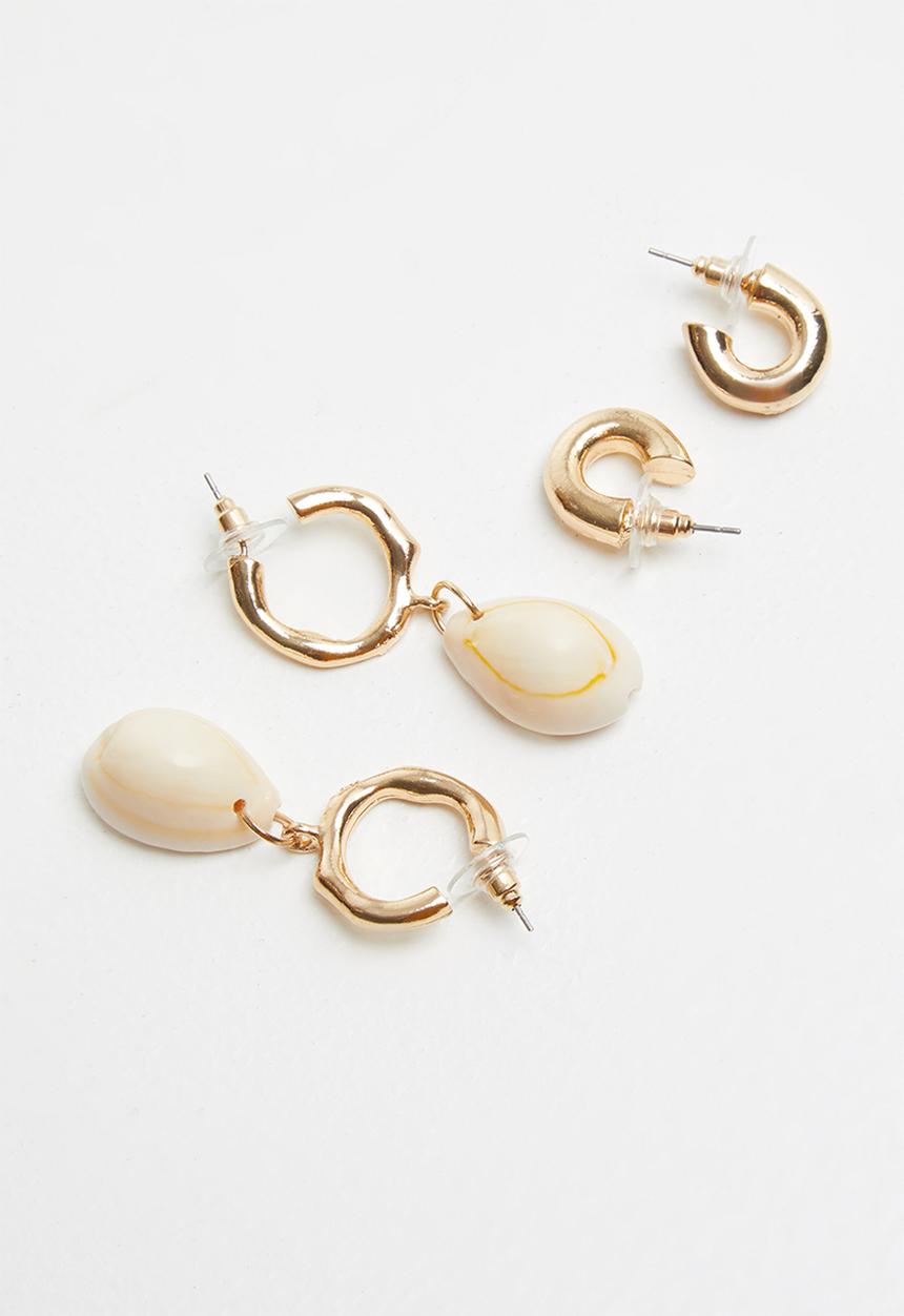 Superbalist - 2 Pack cowrie shell hoop earrings - gold