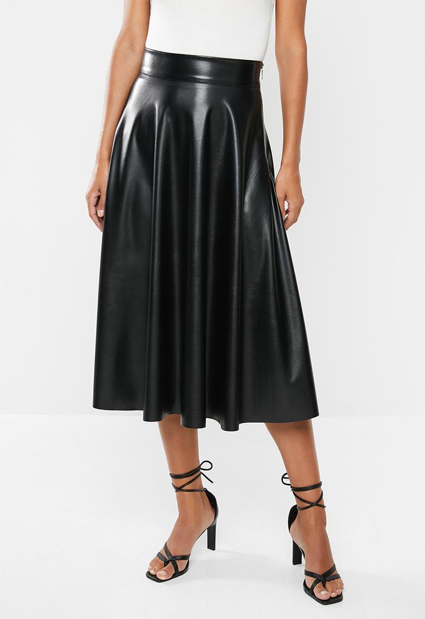VELVET - Pleather circle midi skirt - black