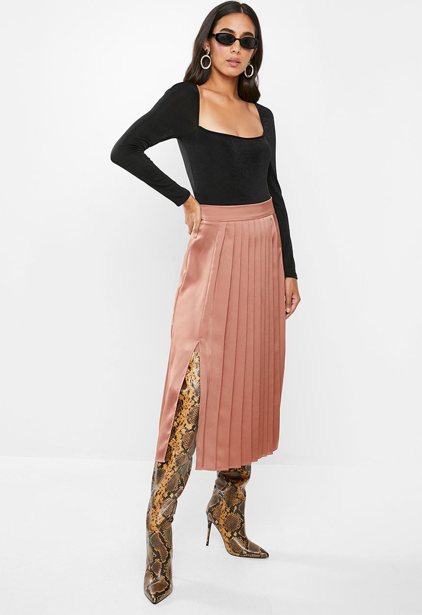 VELVET - Satin pleated midi skirt - dusty coral