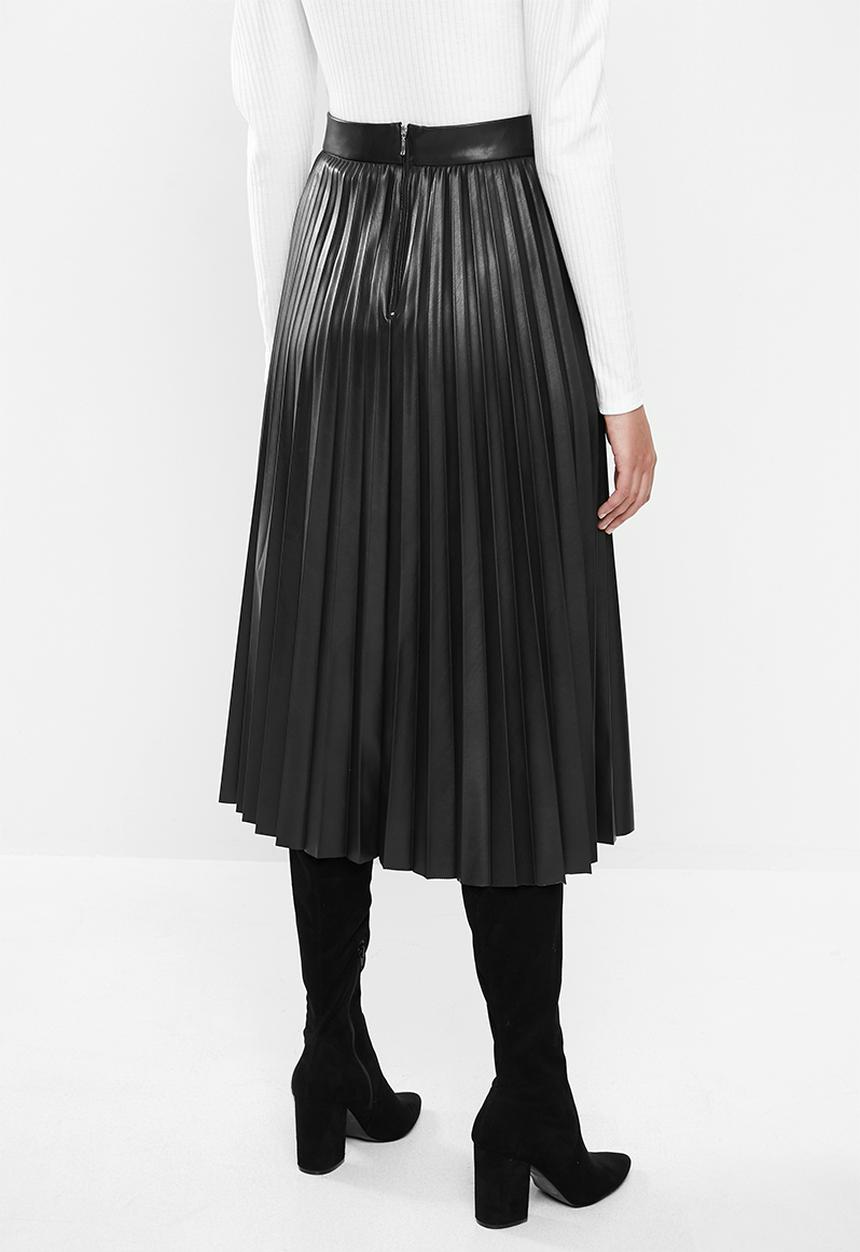 MILLA - Pu pleated skirt - black