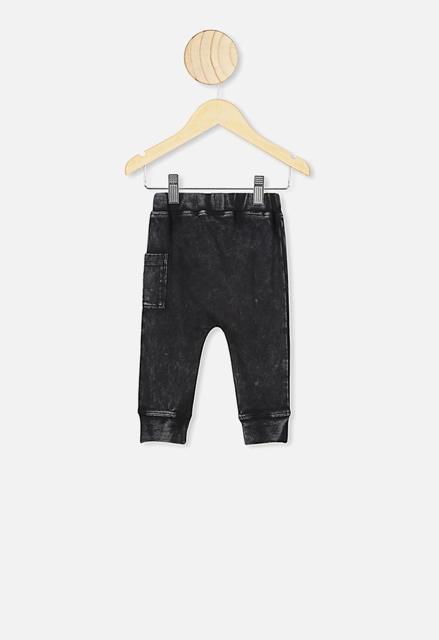 Cotton On - Zac trackpant - black