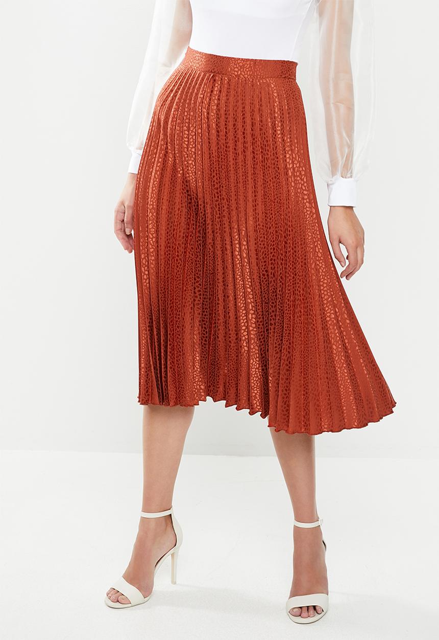 MILLA - Pleated midi skirt - burnt orange rust