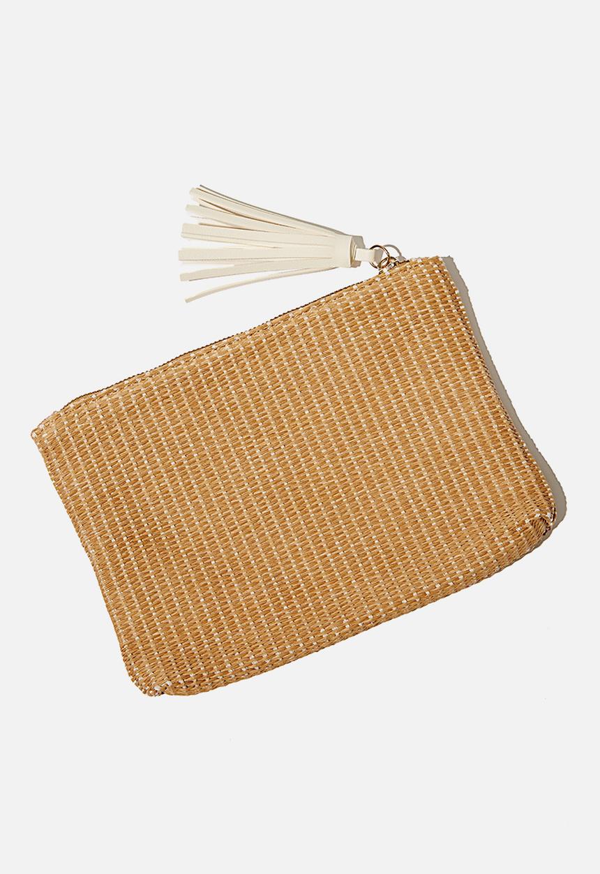 Rubi - Summer textured tassel clutch - natural