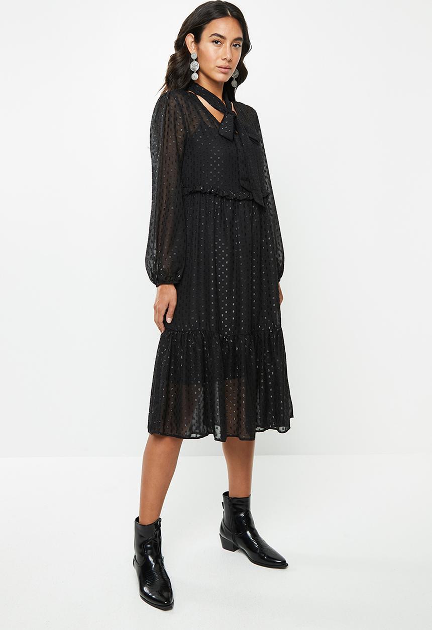 VELVET - Tiered midi dress - black