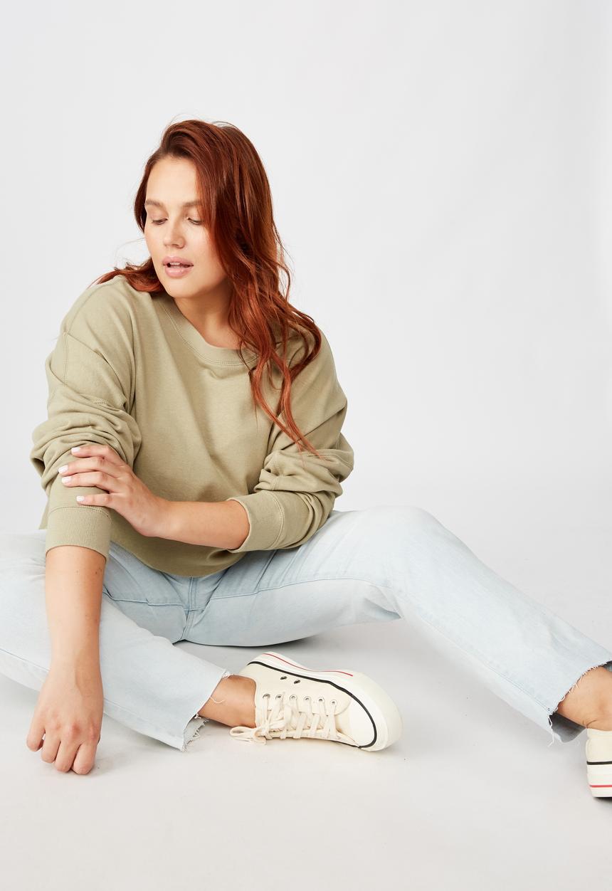 Cotton On - Curve hayley seam detail boxy crew - green 