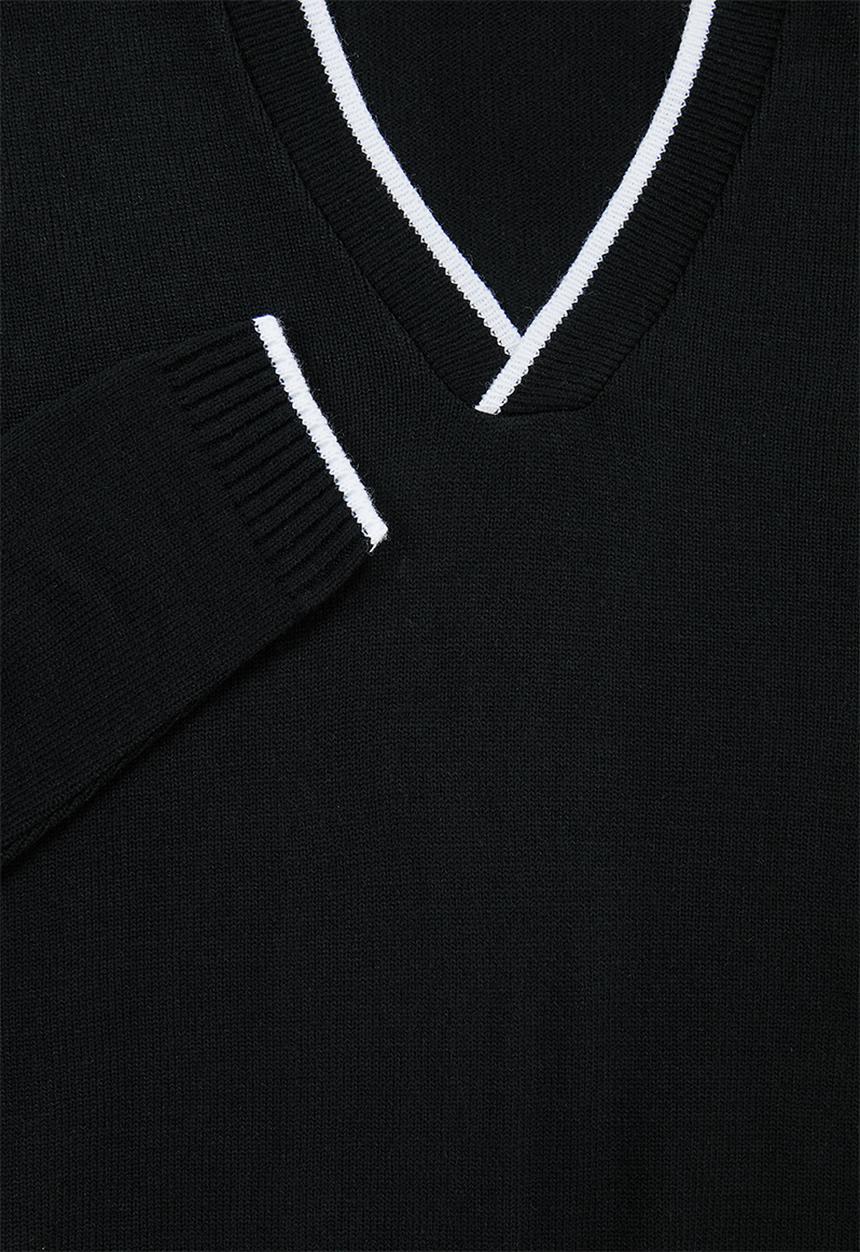 Superbalist - Regular fit deep v-neck knit - black & white 