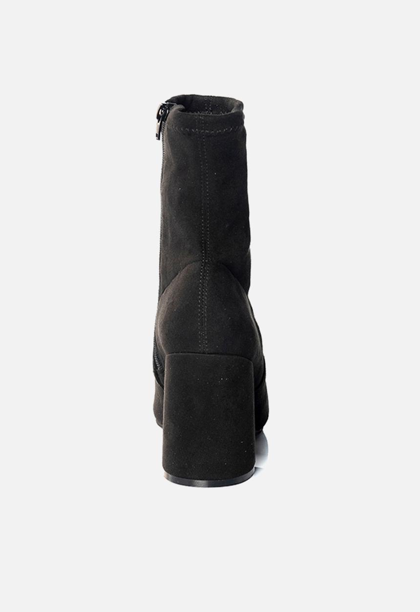 Steve Madden - Taught suede bootie - black
