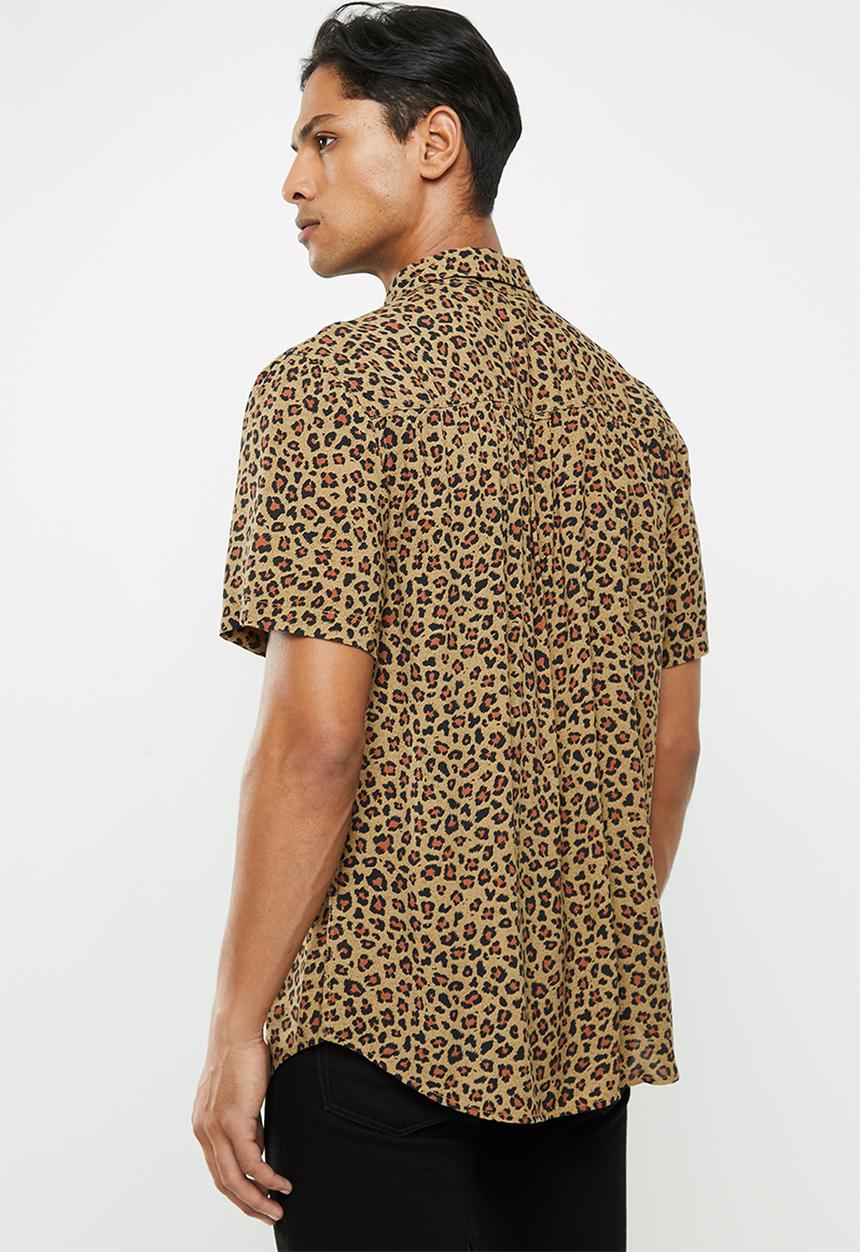 Cotton On - 91 short sleeve shirt - tan animal