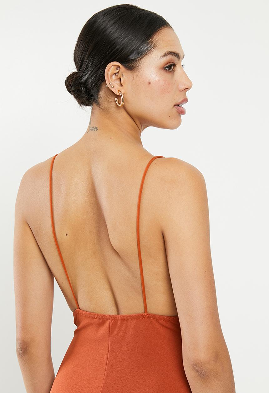 Missguided - Pleated bust fishtail maxi dress - rust