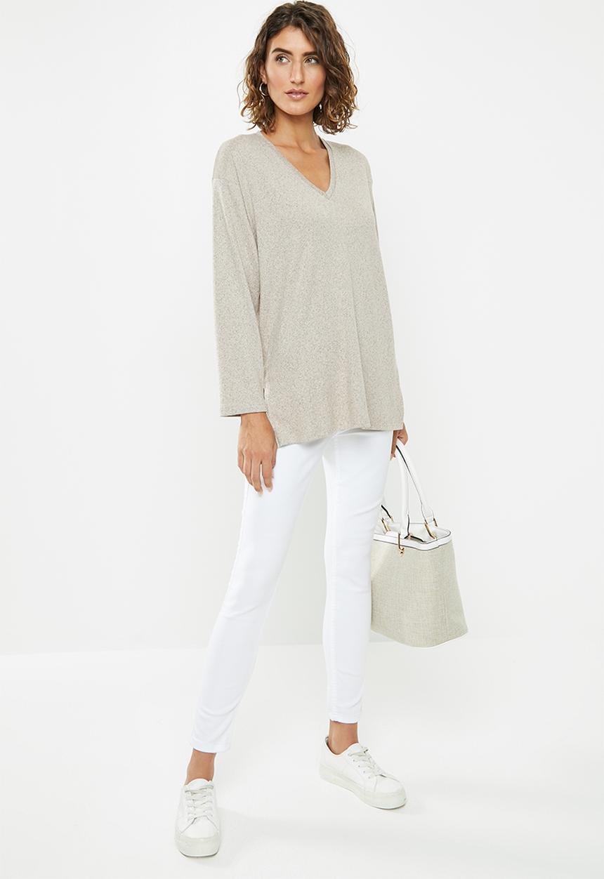 edit - Long sleeve v-neck top - neutral