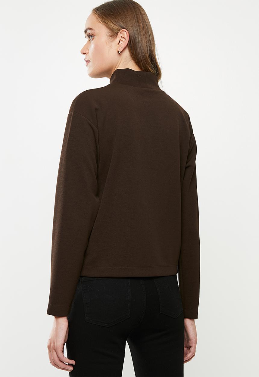 Jacqueline de Yong - Willow high neck top - coffee