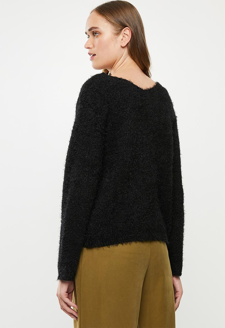 Jacqueline de Yong - Cheer long sleeves v-neck pullover - black