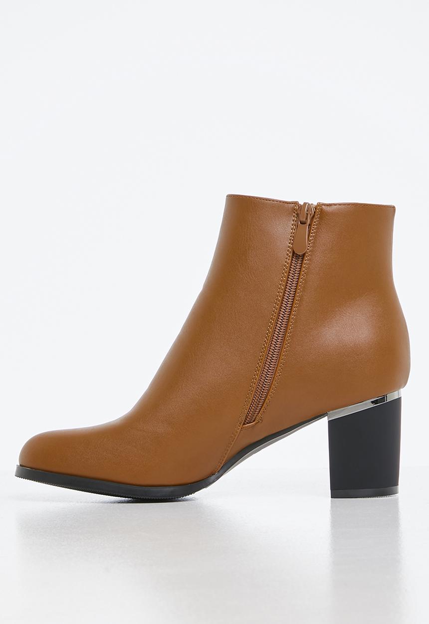 Butterfly Feet - Saphire boot - tan
