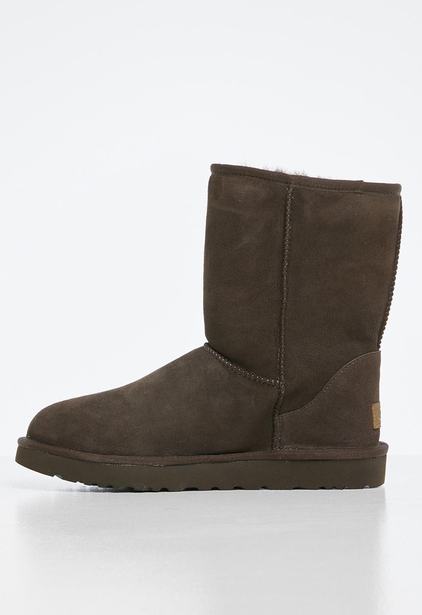 UGG® - Classic short ii - chocolate