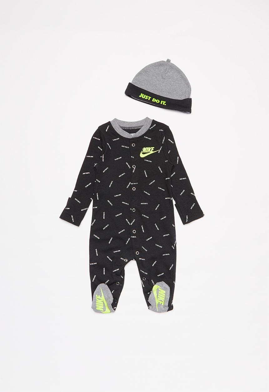 Nike - Nike boys just do it toss foot coverall/hat - black 