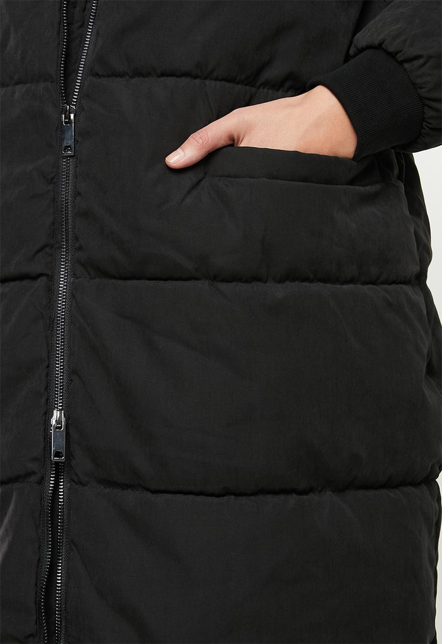 Jacqueline de Yong - Noble extra long padded jacket - black