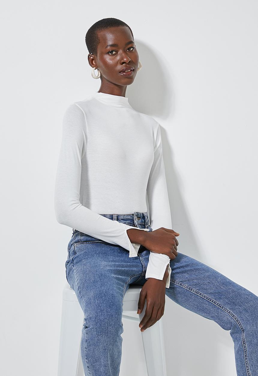Superbalist - Grown on neck long sleeve fitted top - white
