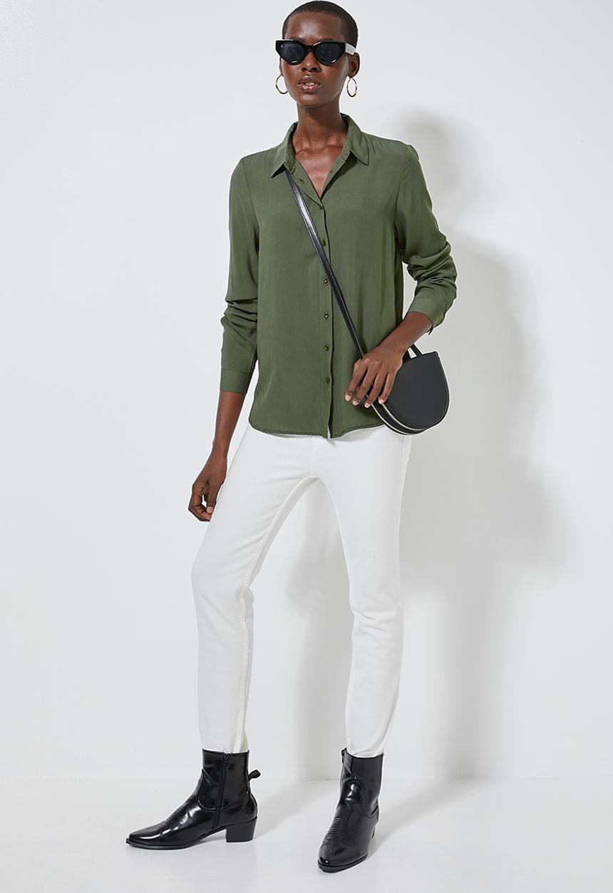 Superbalist - Relaxed curved hem shirt - khaki