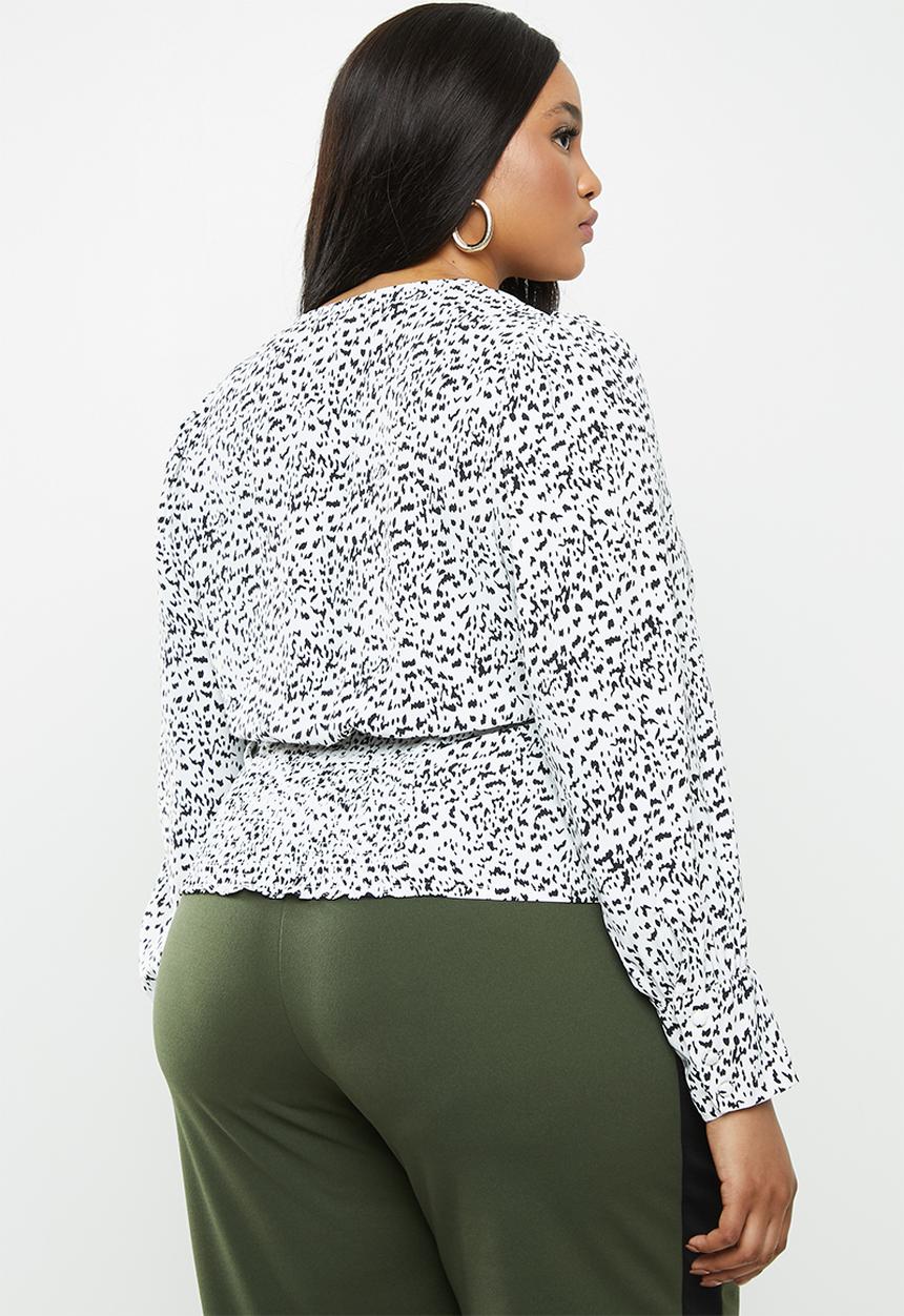 Glamorous - Plus mono leopard v-neck blouse - black & white