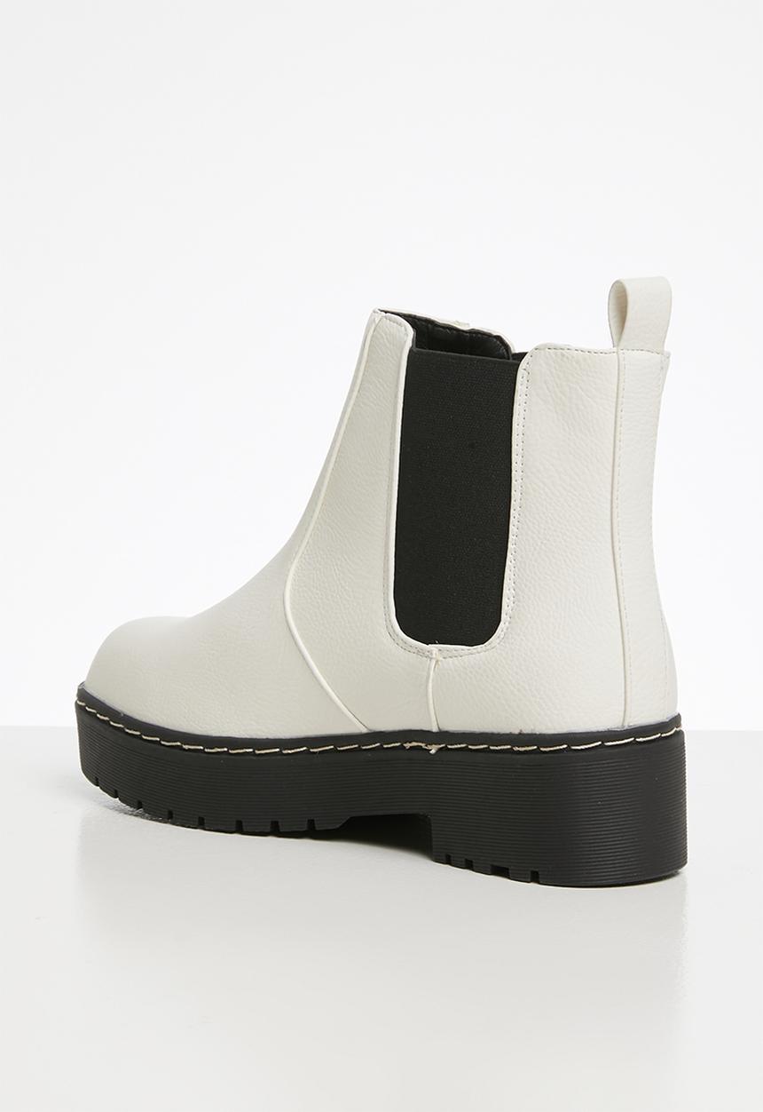 Cotton On - Frankie gusset flatform - white 