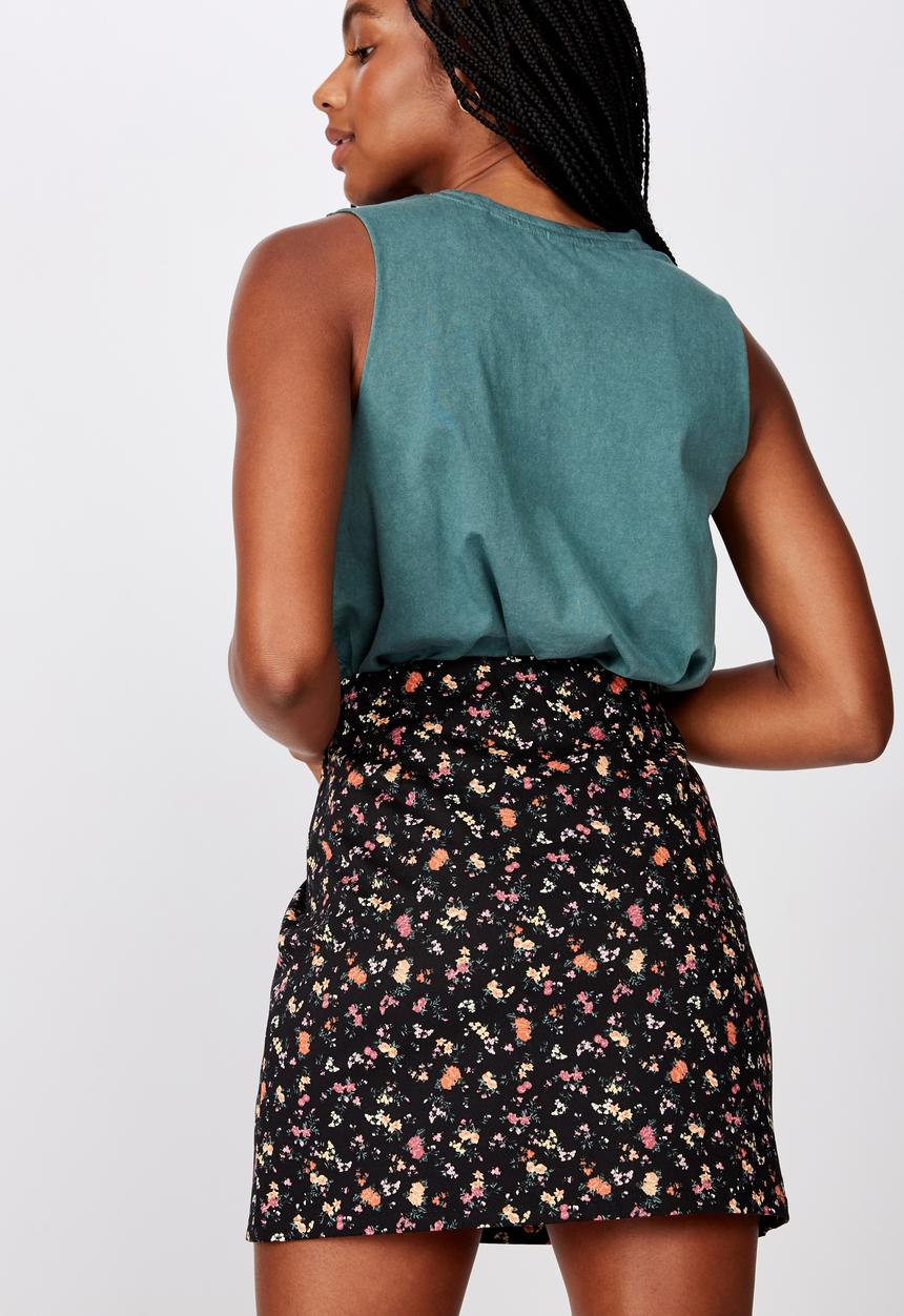Factorie - Double split mini skirt - black floral