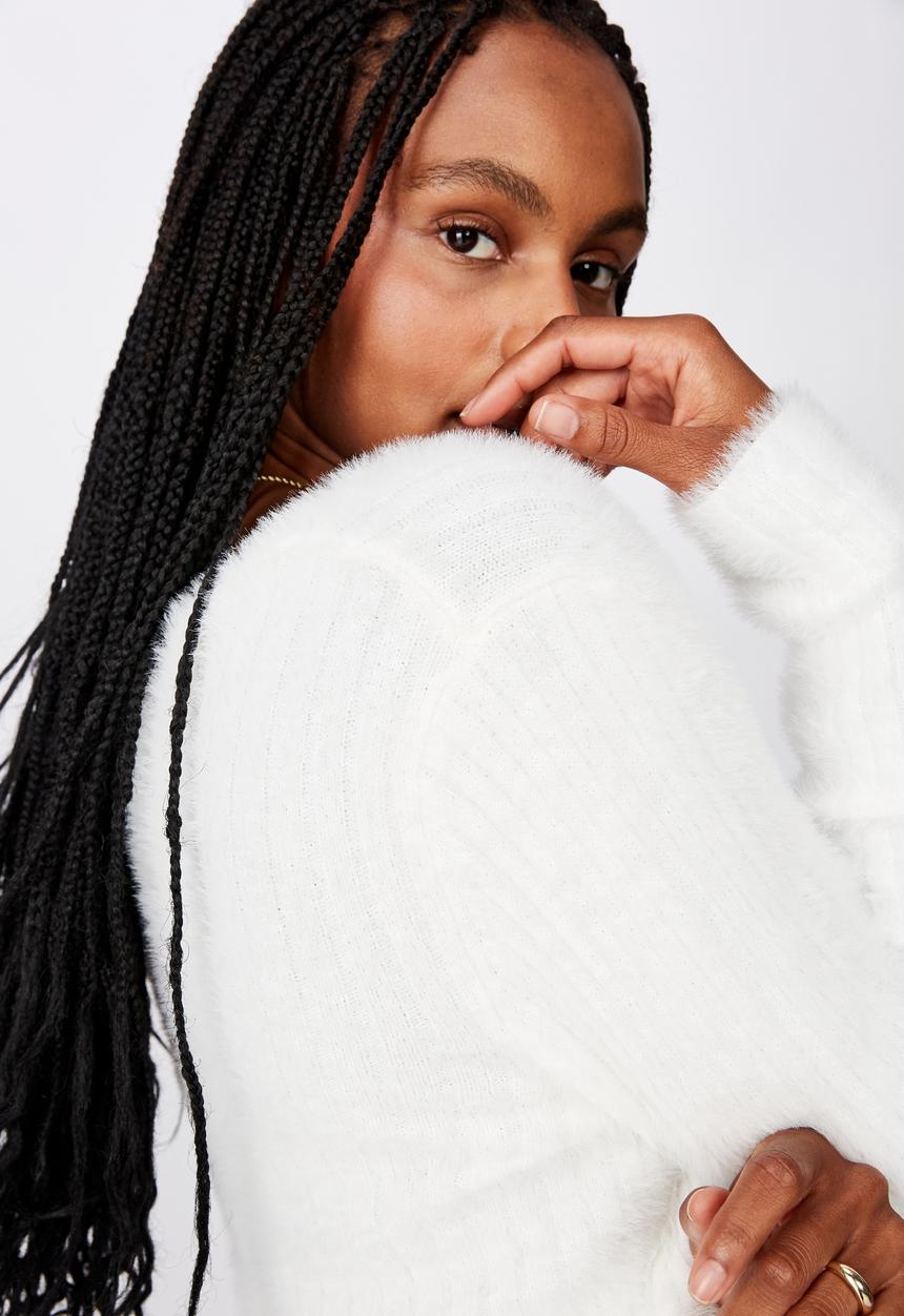 Factorie - Fluffy crop cardi - white