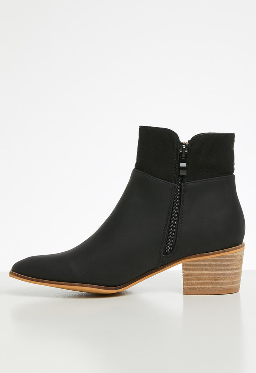 Miss Black - Archa boot - black