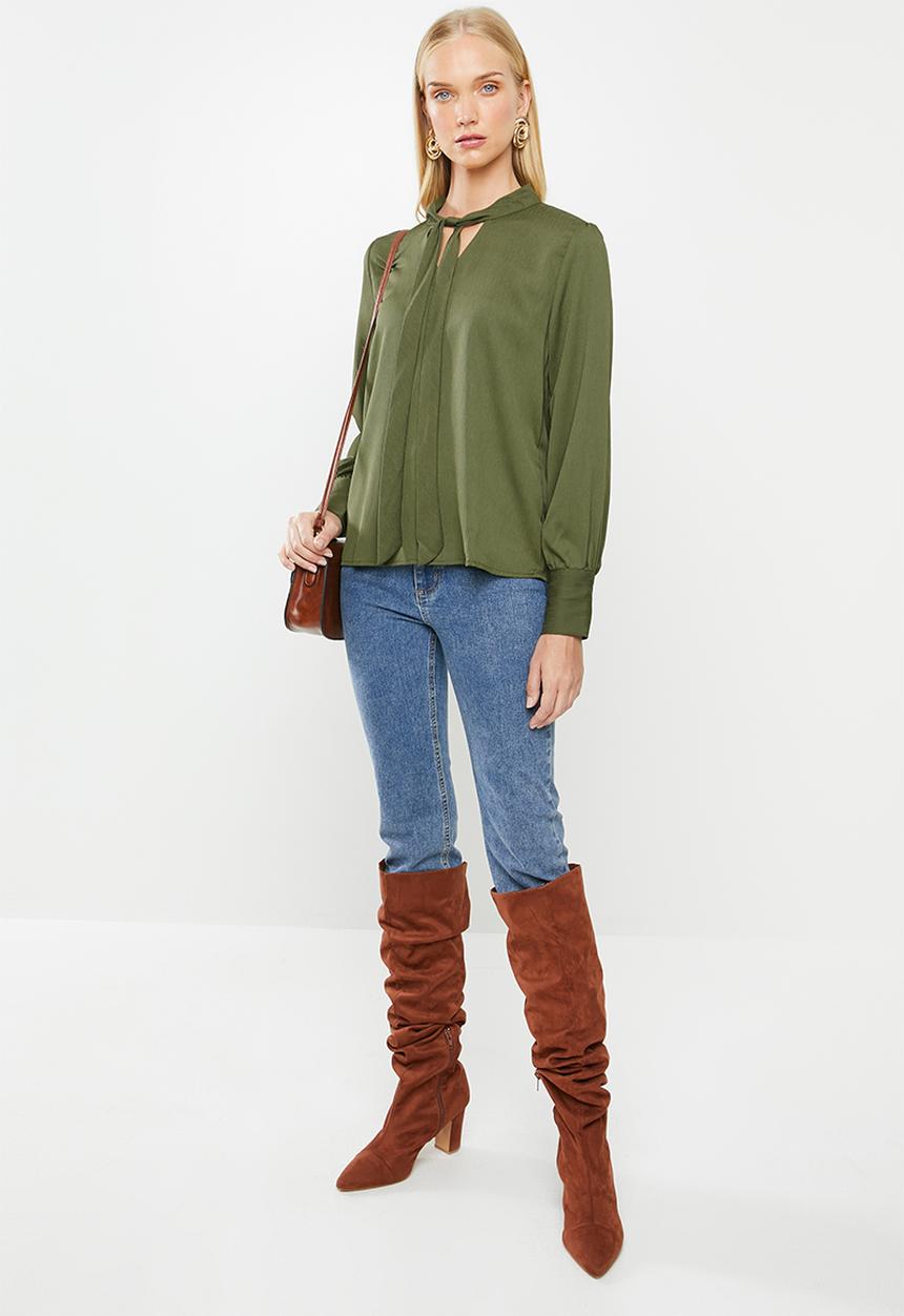 Jacqueline de Yong - Aubrey long sleeve bow-neck top - khaki 