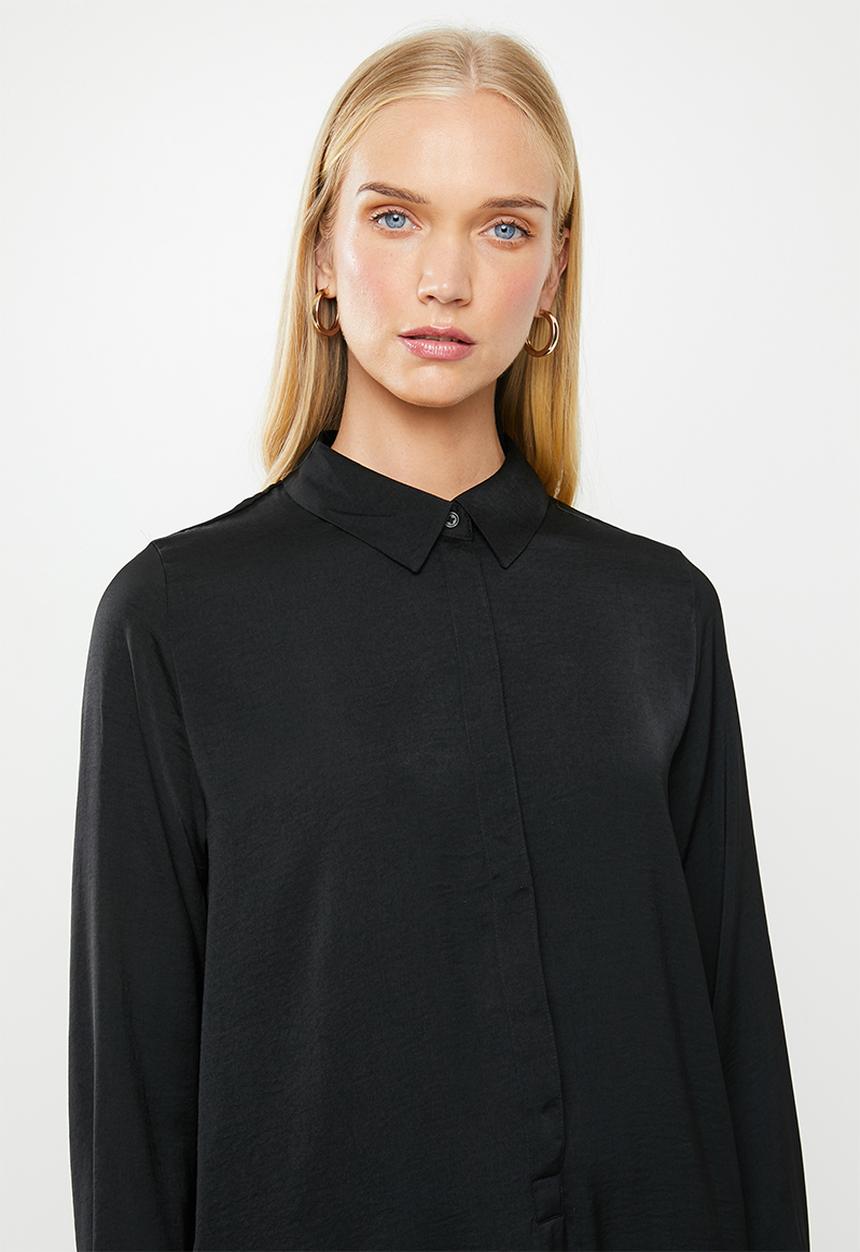 Jacqueline de Yong - Tara long sleeve hi-low long shirt - black