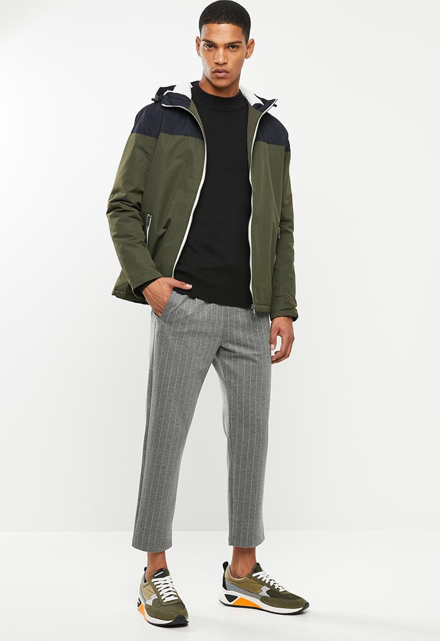 Brave Soul - Turtlee knitwear - black
