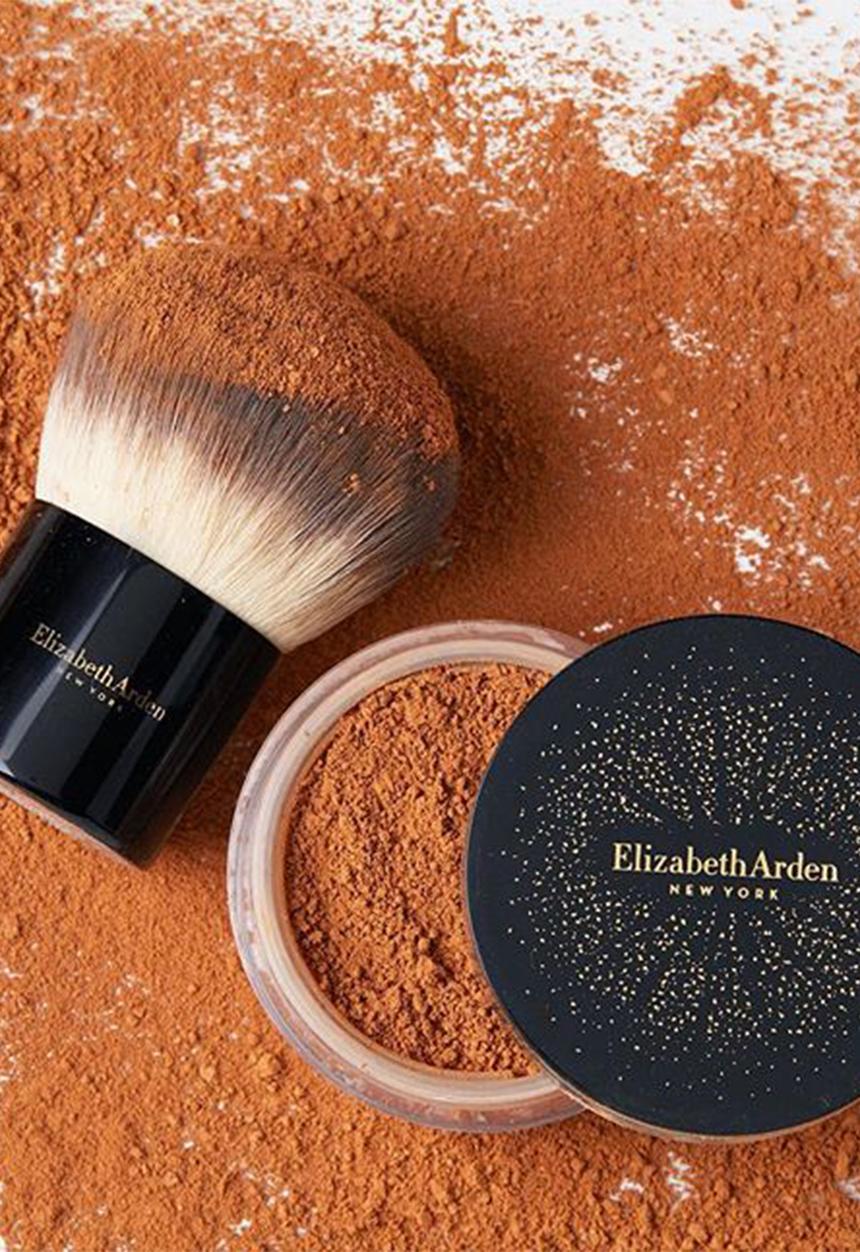 Elizabeth Arden - High Performance Blurring Loose Powder - Deep 05