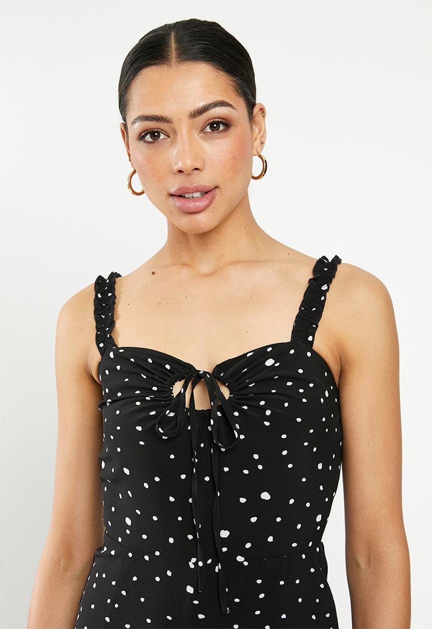 Glamorous - Messy spot spaghetti strap jumpsuit - black & white