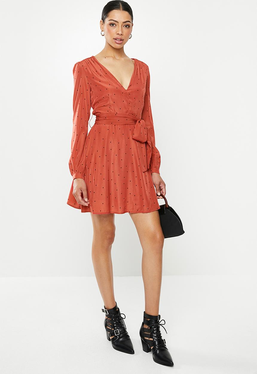 Glamorous - Mini spot dress - orange & black 