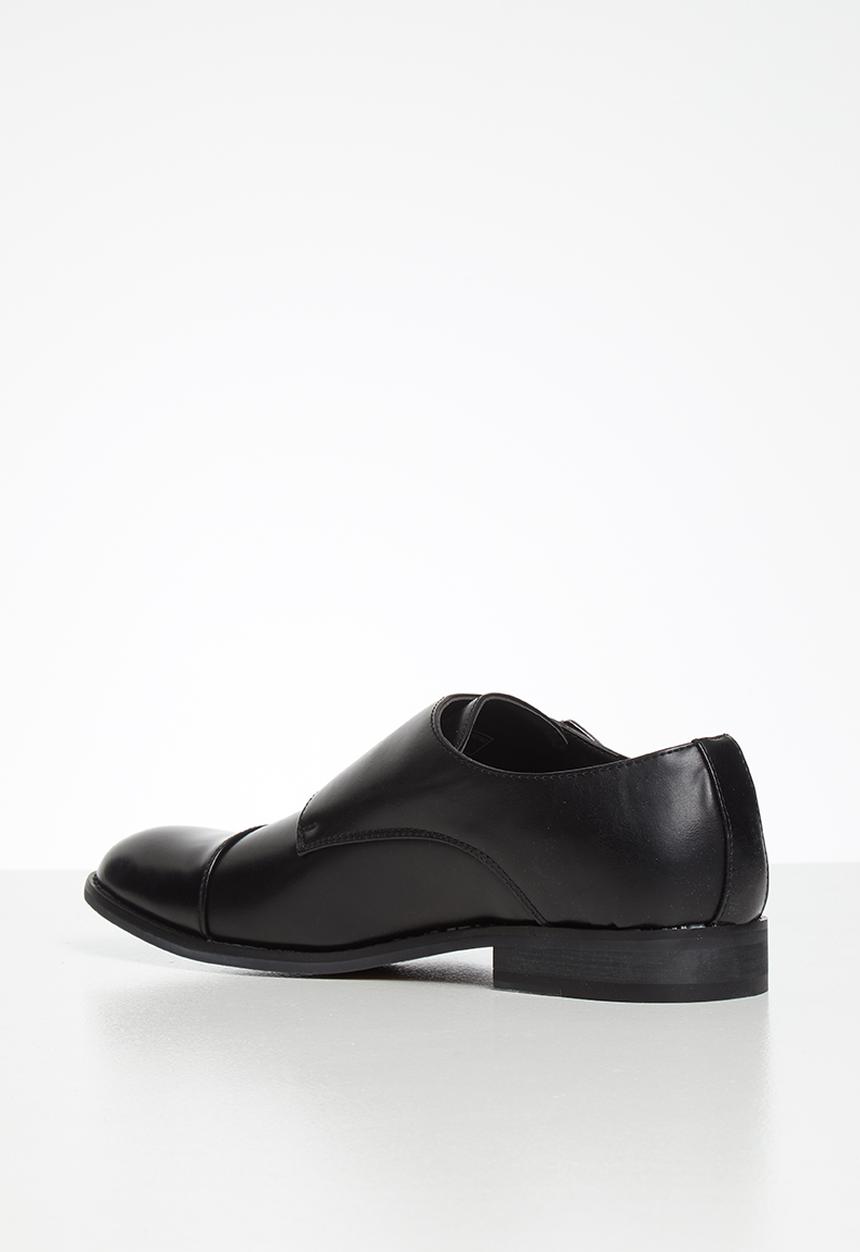 Superbalist - Jonah monk strap - black