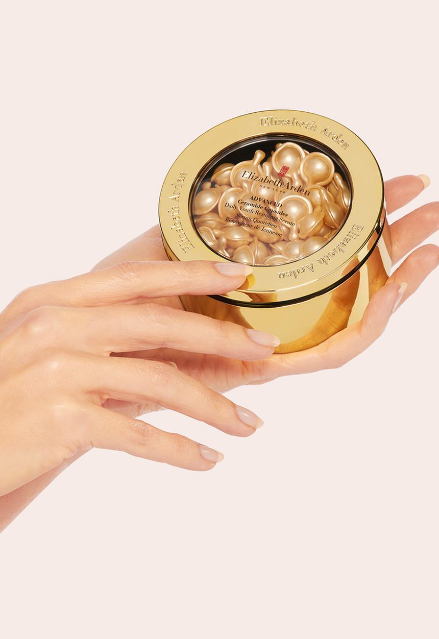 Elizabeth Arden - Advanced Ceramide Capsules Daily Youth Restoring Serum - 60pc