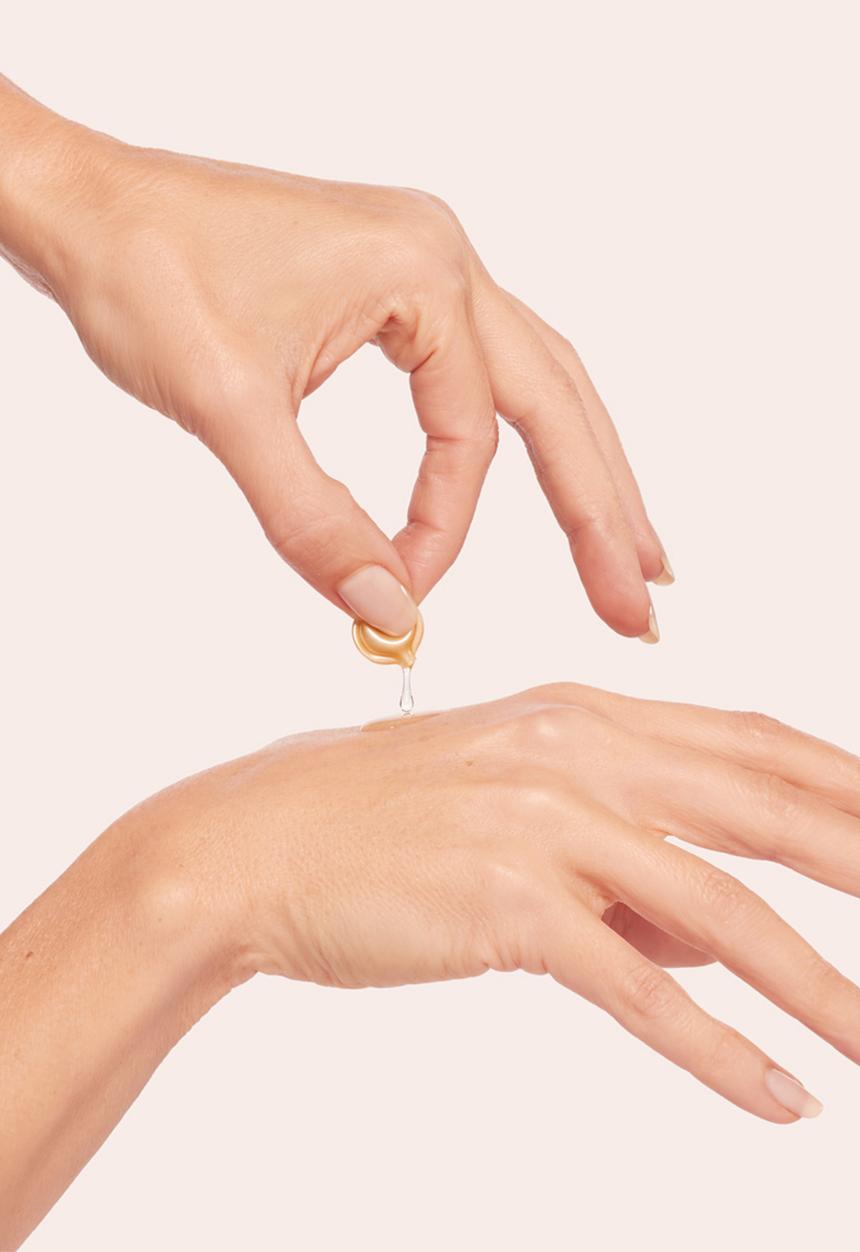 Elizabeth Arden - Advanced Ceramide Capsules Daily Youth Restoring Serum - 60pc