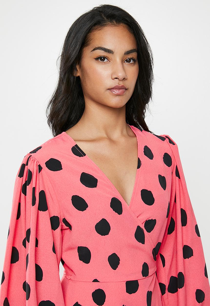 Glamorous - Petite messy spot volume sleeve tunic - pink & black 
