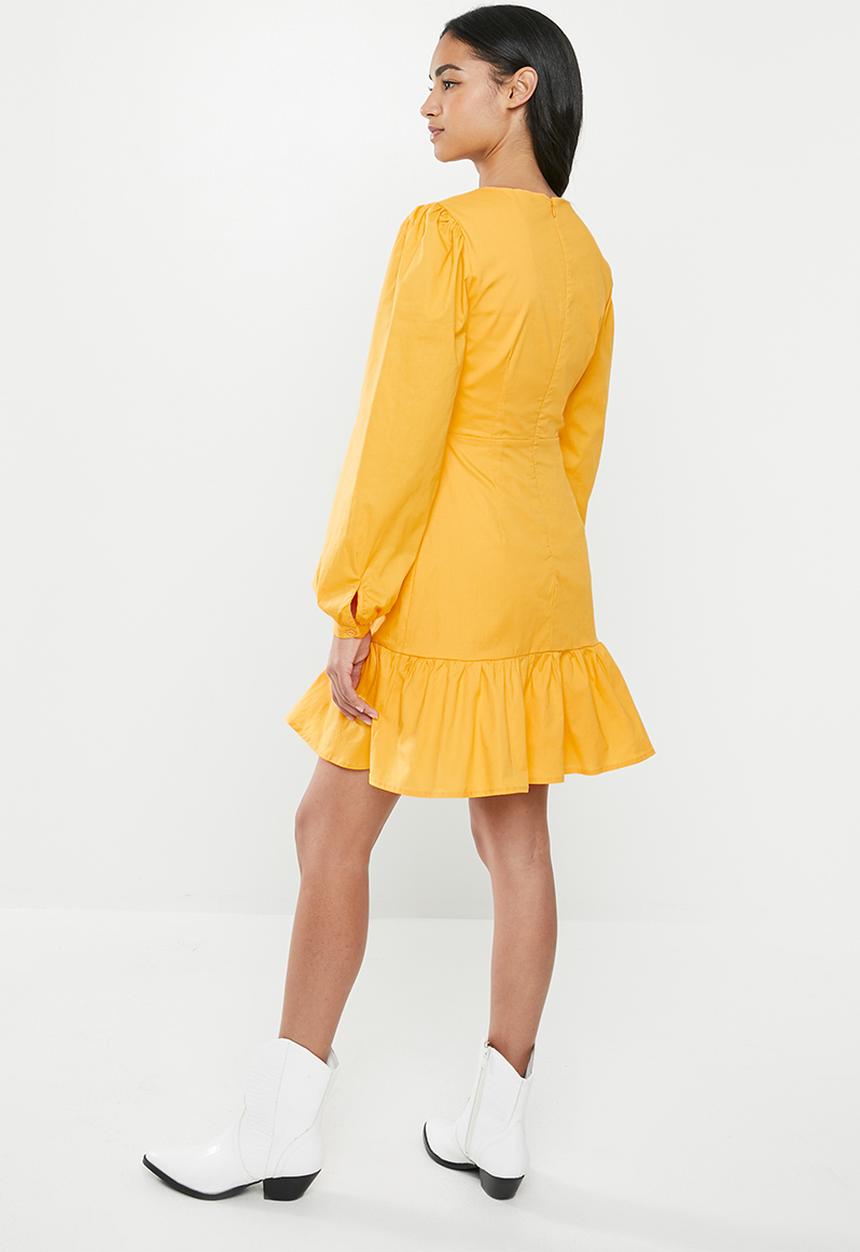 Glamorous - Petite drop waist long sleeve - yellow 